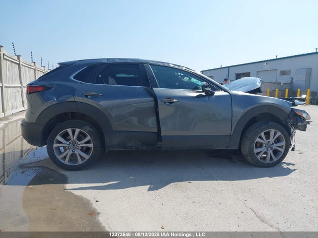 3MVDMBCL8NM417943 Mazda py