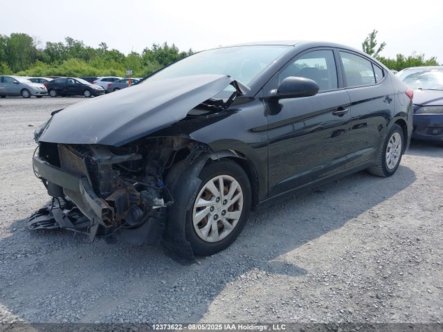 12373622 :رقم المزاد ، 5NPD74LF0JH322338 vin ، 2018 Hyundai Elantra مزاد بيع