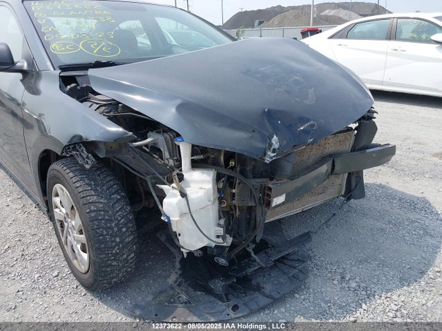 12373622 :رقم المزاد ، 5NPD74LF0JH322338 vin ، 2018 Hyundai Elantra مزاد بيع