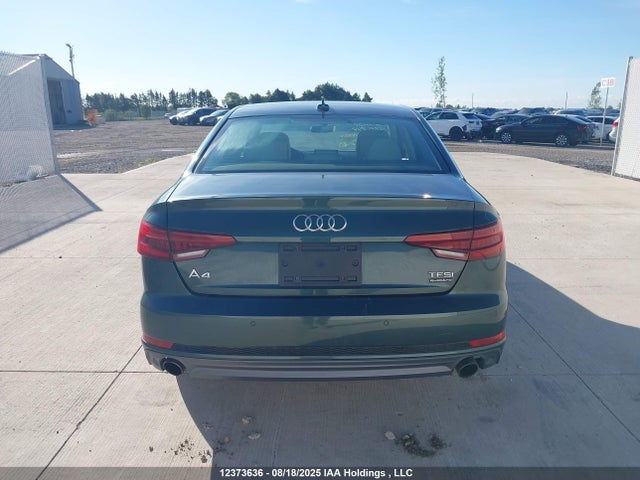 Audi A4 2018 WAUBNAF45JA175749 Image 16