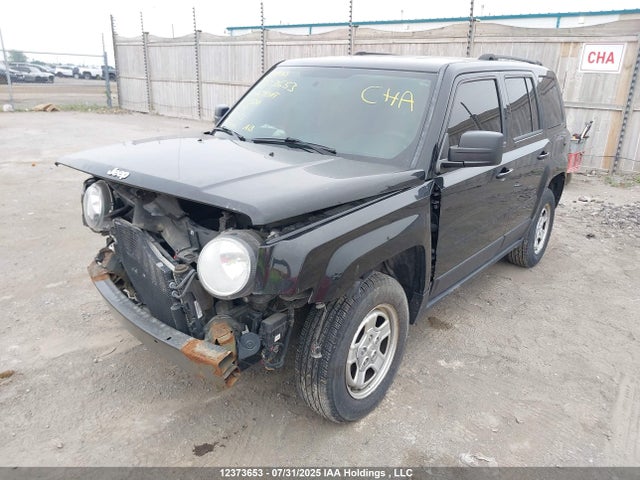 Jeep Patriot 2015 1C4NJRAB8FD100520 Image 2