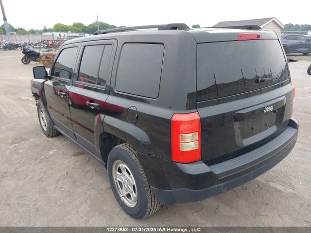 Jeep Patriot 2015 1C4NJRAB8FD100520 Image 3