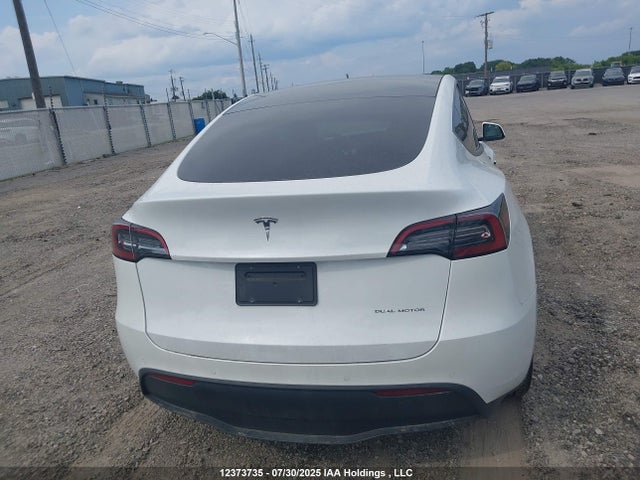 5YJYGDEE7MF210256 Tesla Model Y