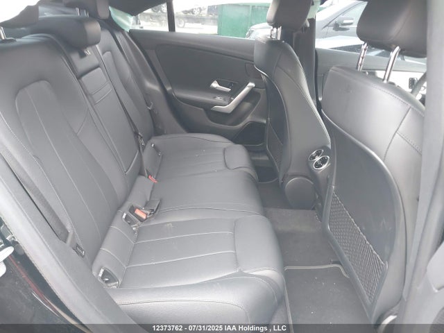 W1K5J4HB6SN532896 Mercedes-Benz m260