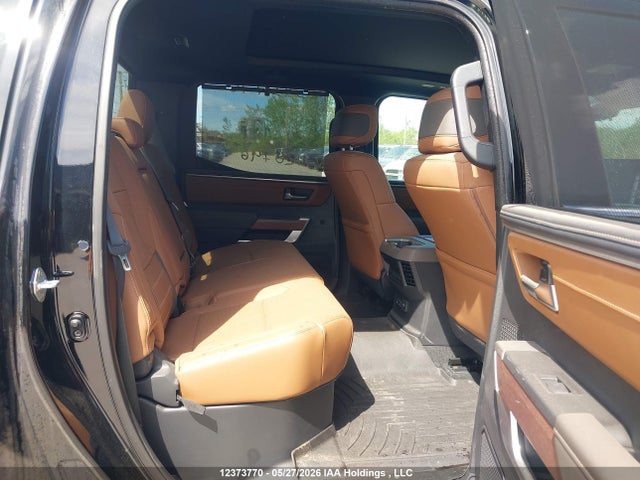 Продажа на аукционе авто 2023 Toyota Tundra Platinum, vin: 5TFMA5DB3PX126796, номер лота: 12373770
