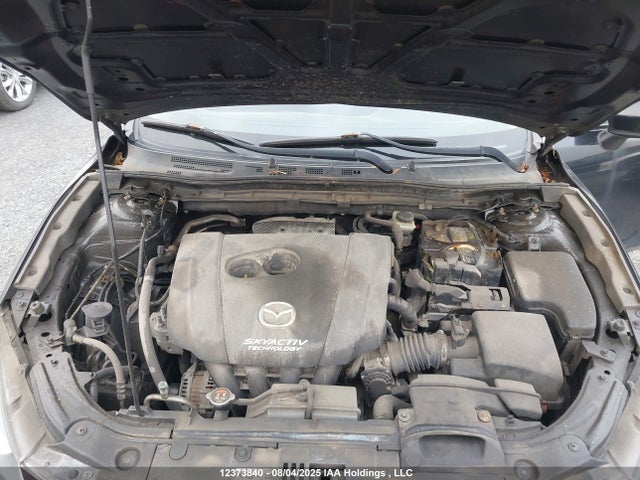 3MZBM1U74EM110285 Mazda pe