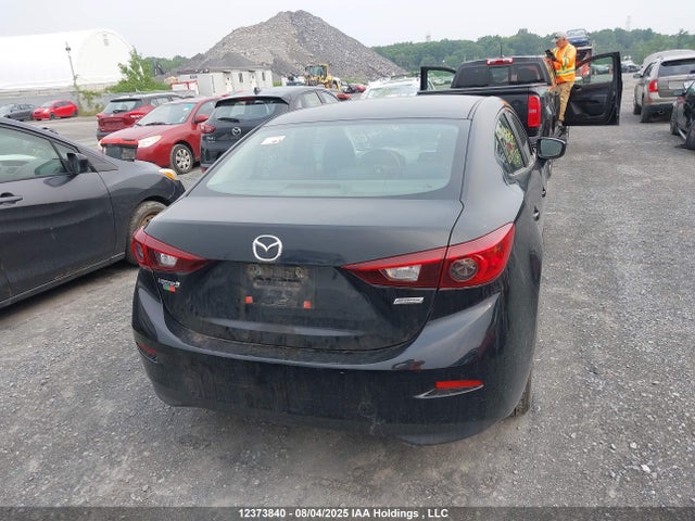 3MZBM1U74EM110285 Mazda pe