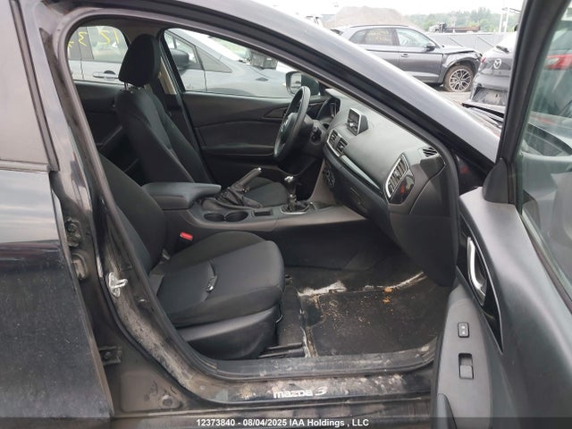 3MZBM1U74EM110285 Mazda pe