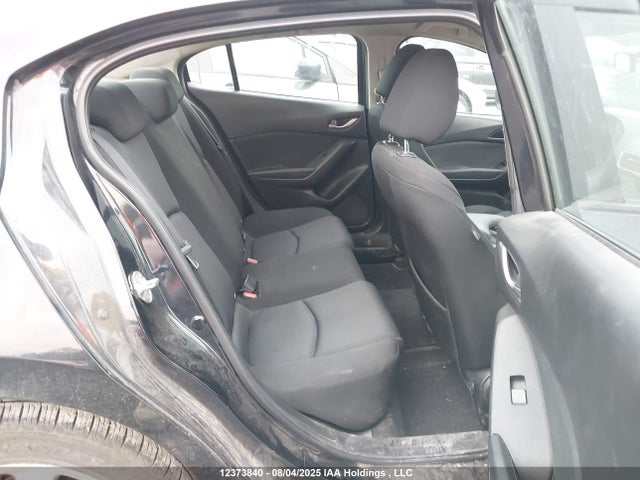 3MZBM1U74EM110285 Mazda pe