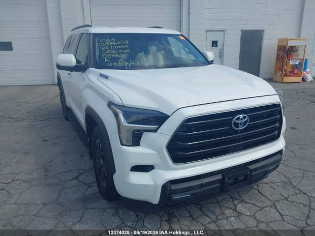 Продажа на аукционе авто 2023 Toyota Sequoia Sr5/ltd/platinum/capstone/trd Pro, vin: 7SVAAABA1PX006619, номер лота: 12374028