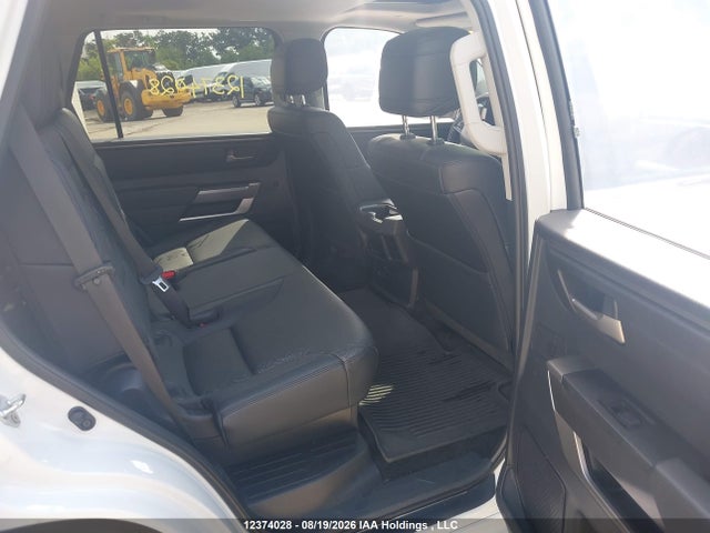Продажа на аукционе авто 2023 Toyota Sequoia Sr5/ltd/platinum/capstone/trd Pro, vin: 7SVAAABA1PX006619, номер лота: 12374028