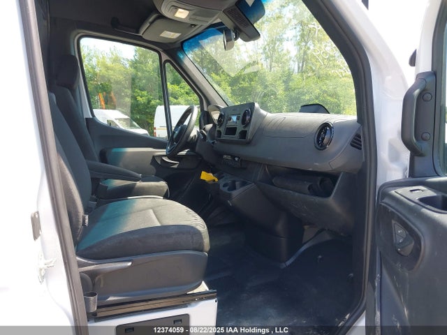 Mercedes-Benz om654 2025 W1Y4KCHY5SP789193 Image 5