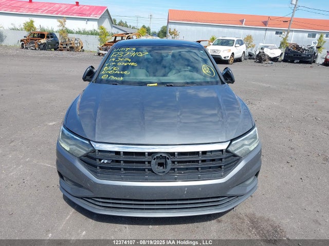 3VWE57BU5KM076486 Volkswagen 1.8 tsi