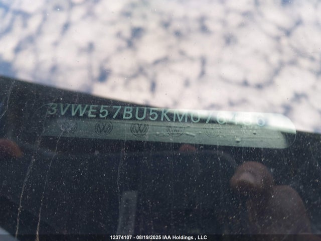 3VWE57BU5KM076486 Volkswagen 1.8 tsi