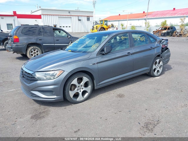 3VWE57BU5KM076486 Volkswagen 1.8 tsi