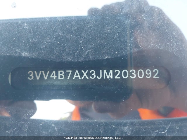 3VV4B7AX3JM203092 Volkswagen Tiguan