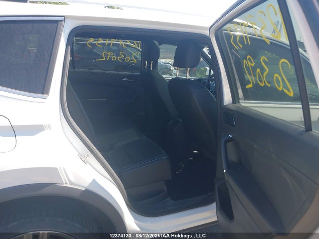 3VV4B7AX3JM203092 Volkswagen Tiguan