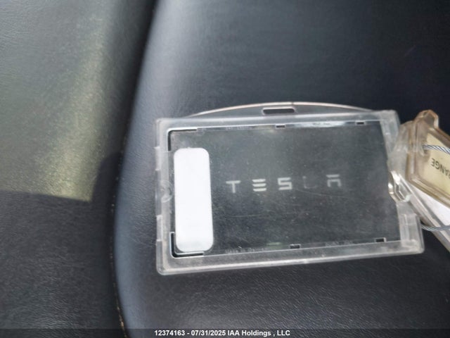 5YJ3E1EB2NF309234 Tesla 2022