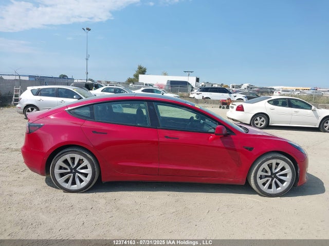 5YJ3E1EB2NF309234 Tesla 2022