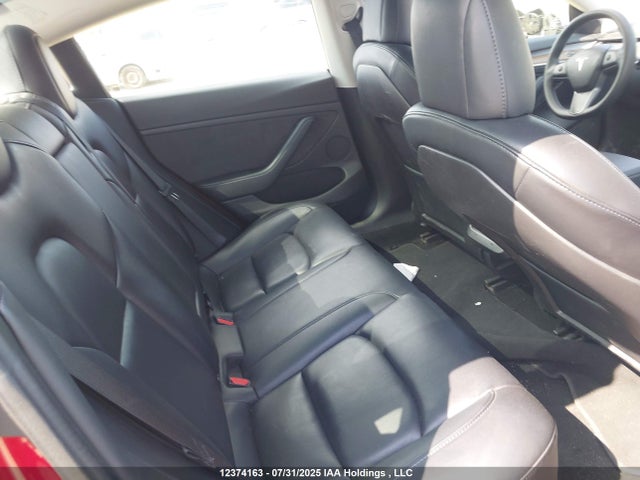 5YJ3E1EB2NF309234 Tesla 2022