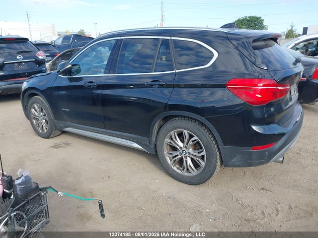 BMW X1 2017 WBXHT3C33H5F79006 Image 3