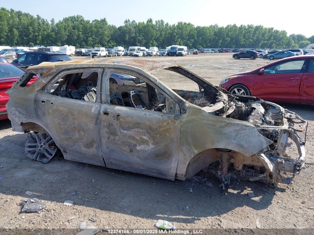 2GNAXUEV9M6110979 Chevrolet lyx