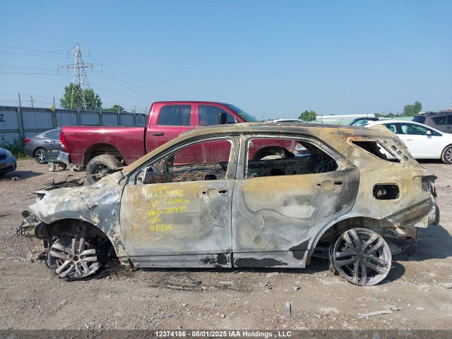 2GNAXUEV9M6110979 Chevrolet lyx