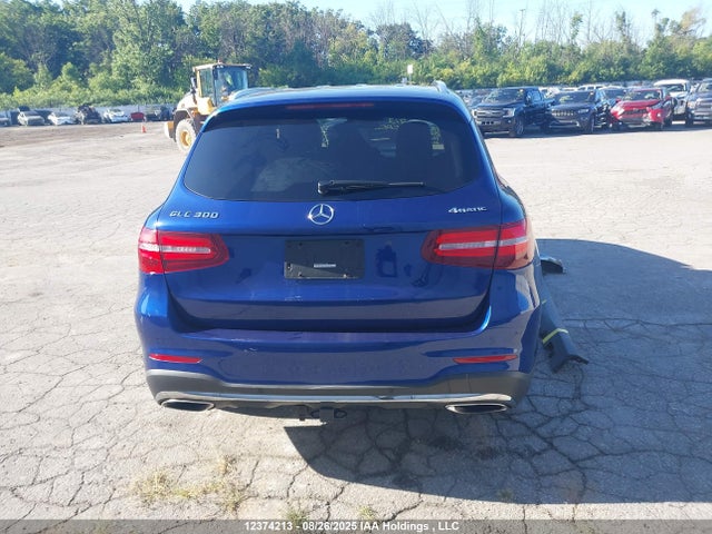 WDC0G4KB7JV114044 Mercedes-Benz m274