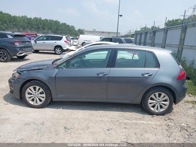 3VW2A7AU7FM033046 Volkswagen 2015