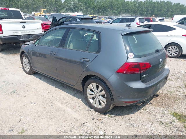 3VW2A7AU7FM033046 Volkswagen 2015