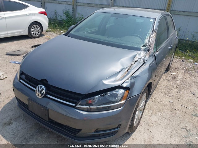 3VW2A7AU7FM033046 Volkswagen 2015