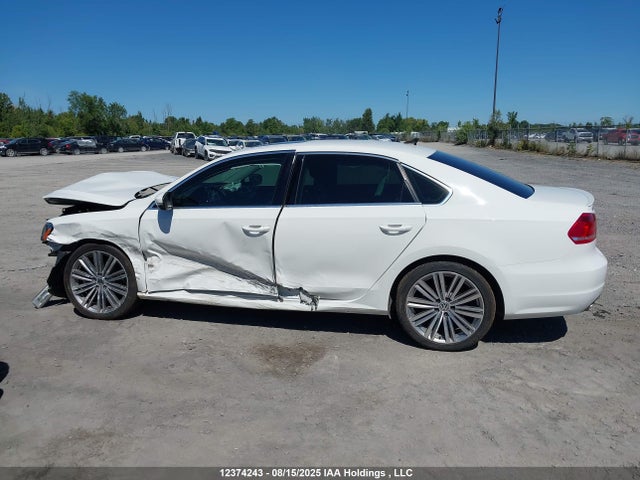 1VWBS7A30FC042869 Volkswagen Passat