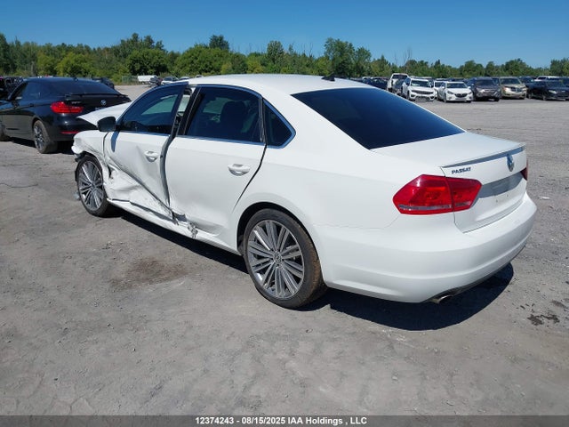 1VWBS7A30FC042869 Volkswagen Passat