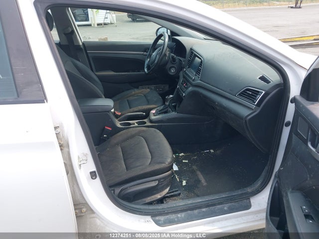 KMHD84LF4HU326000 Hyundai Elantra
