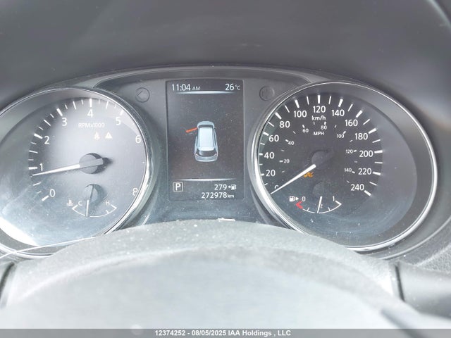 5N1AT2MV6HC847141 Nissan Rogue