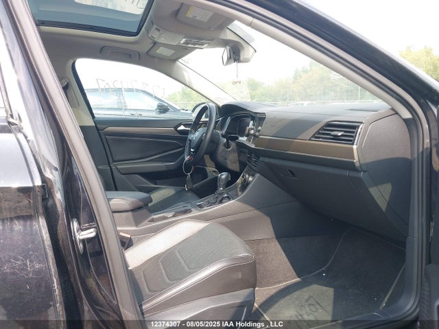 3VWG57BU3KM042734 Volkswagen 1.4 tsi