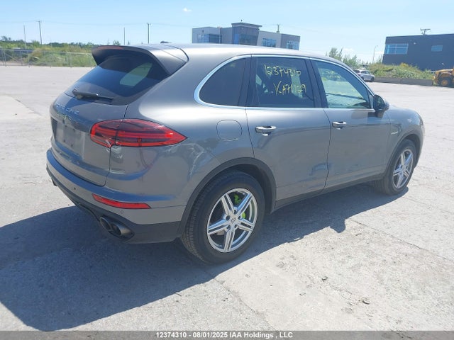 Porsche Cayenne 2017 WP1AE2A24HLA71129 Image 4