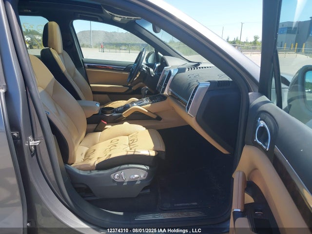 Porsche Cayenne 2017 WP1AE2A24HLA71129 Image 5