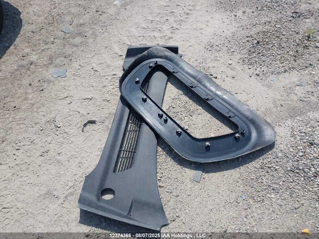 7SAYGDEF5PF757848 Tesla Model Y