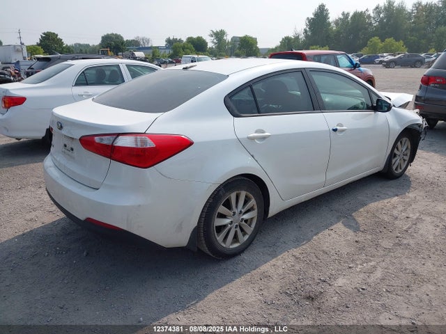 Продаж на аукціоні авто 2015 Kia Forte Lx, vin: KNAFX4A64F5390500, номер лоту: 12374381