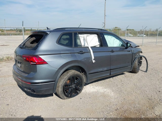 3VV8B7AX2NM163692 Volkswagen Tiguan