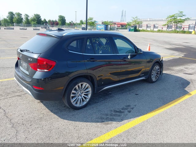 WBAVL1C57EVY11358 BMW X1