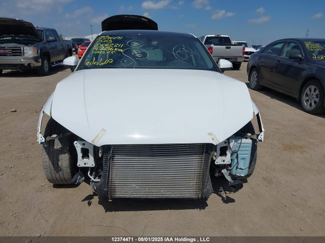 WAUBEGFF2KA082211 Audi 2019