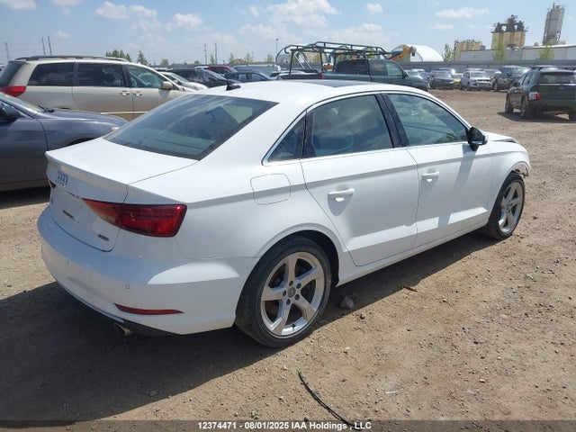 WAUBEGFF2KA082211 Audi 2019