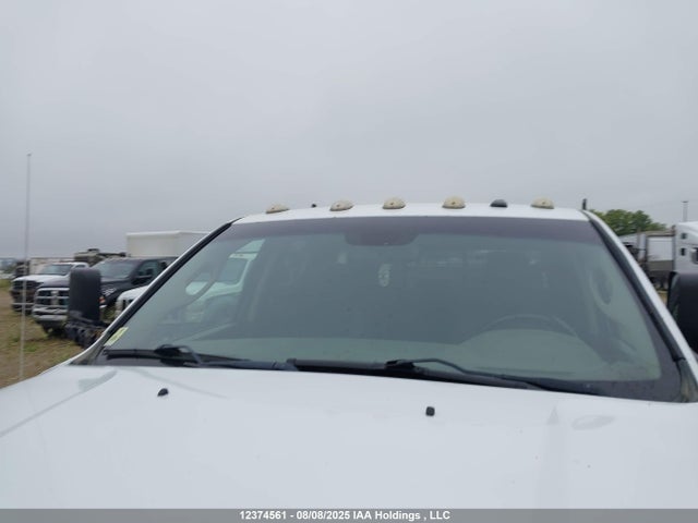 RAM 2015 2015 3C7WRNFL9FG615944 Image 18