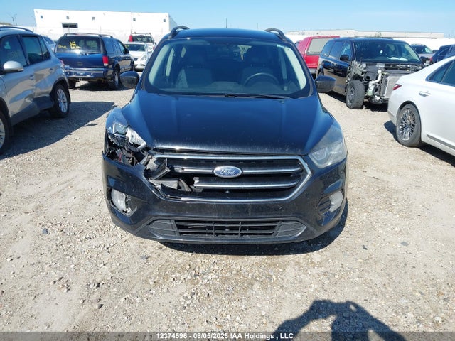 1FMCU9G99HUE27168 Ford 2017