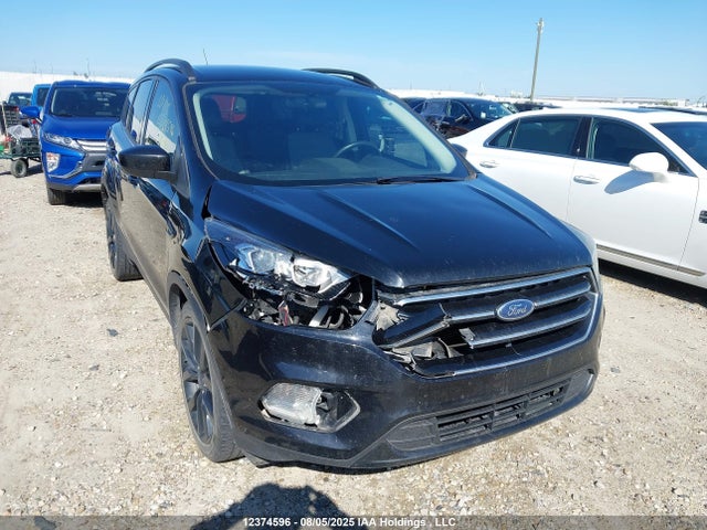 1FMCU9G99HUE27168 Ford 2017
