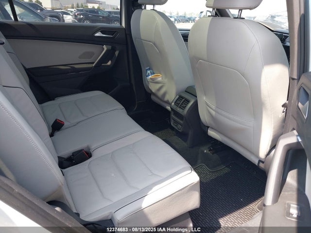 3VV4B7AX7KM119598 Volkswagen Tiguan