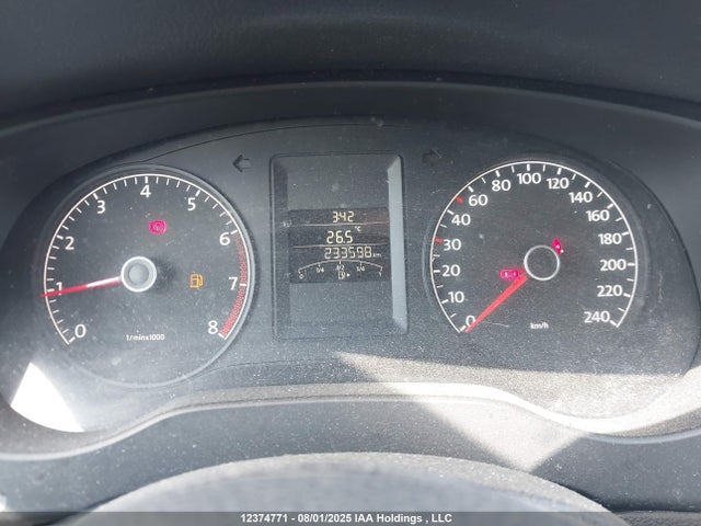 3VW1K7AJ2EM410220 Volkswagen Jetta