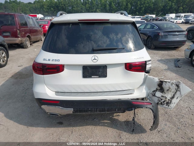Mercedes-Benz m260 2024 W1N4M4HB9RW376265 Image 17